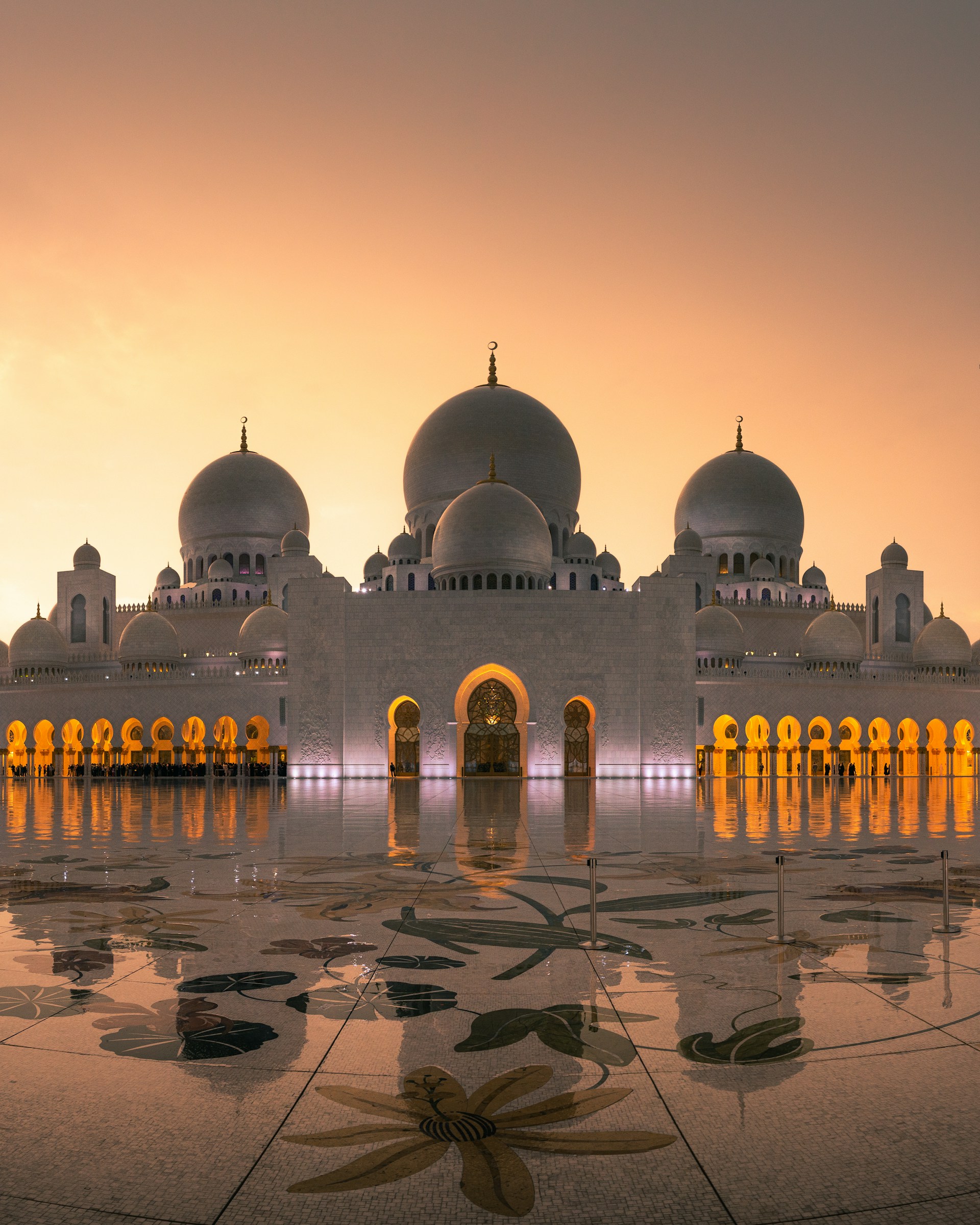 Tafsir Hadis: Orang yang Mempunyai Kebahagiaan Dalam Kehidupan Dunia dan Akhirat